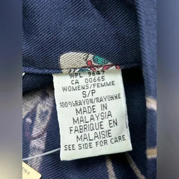 Eddie Bauer Navy Blue Ski Winter Print Long Sleeve Button Up Shirt Top Small NWT - Picture 6 of 8